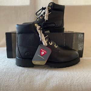 Timberland Horween Black Football Leather Premium 6 Inch Boots Size (Juniors)